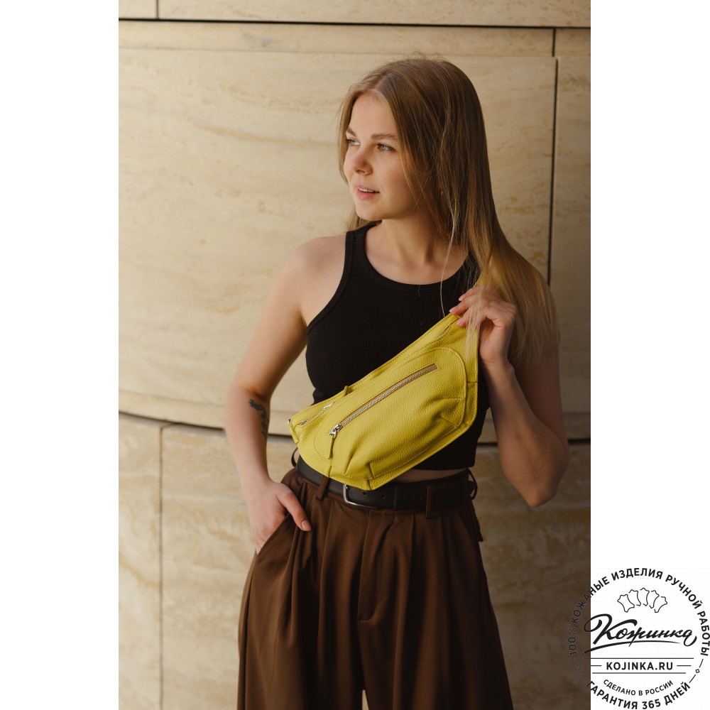  Кожаная сумка на пояс "Рики" (красная)