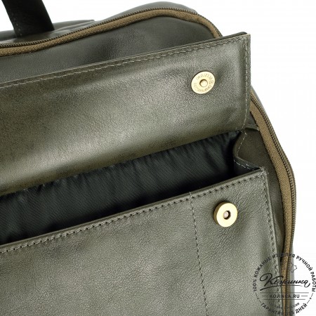 Кожаный рюкзак "Вена" (хаки гладкая кожа)