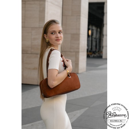 Женская кожаная сумка "Тамань" (черный)