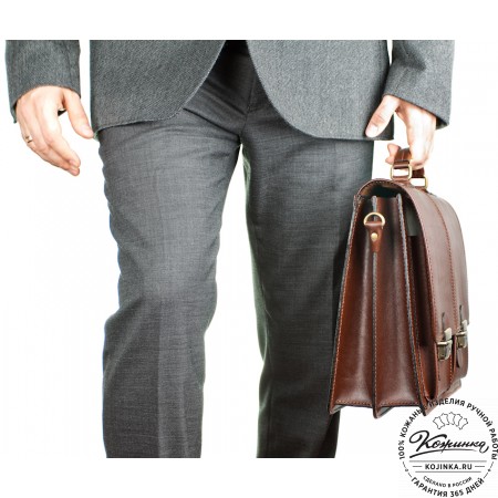 Кожаный деловой портфель "Адвокат-1" (коричневый)